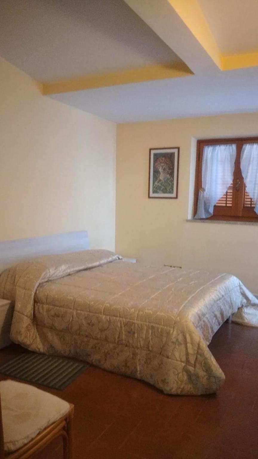 La Casa Degli Oleandri Hotel โรม ภายนอก รูปภาพ